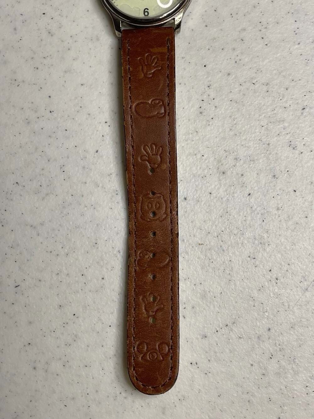 90’s Disney Time Works Mickey Mouse Glow in the Dark Watch w Leather Strap - Picture 4 of 7